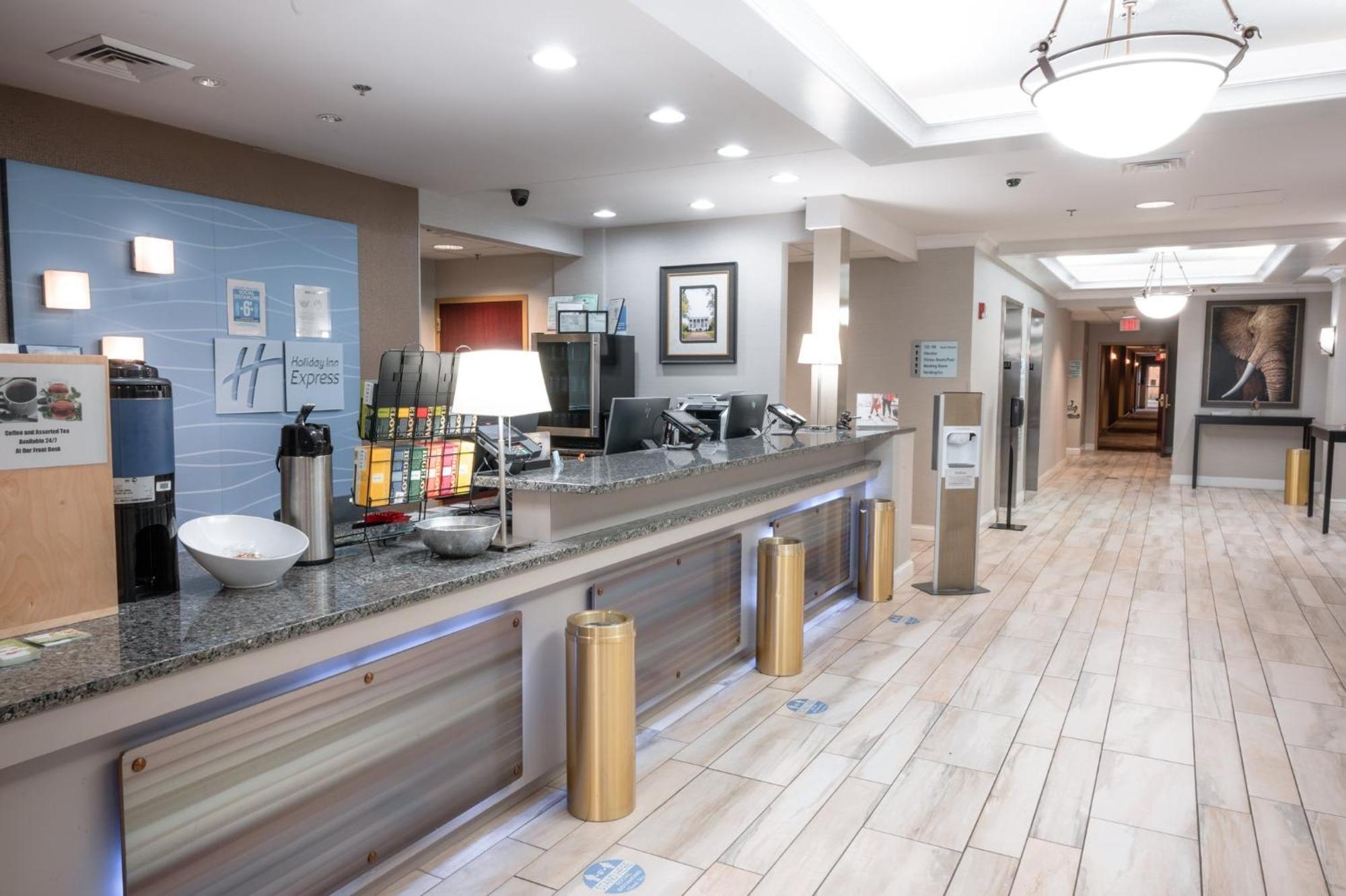 Holiday Inn Express & Suites - Tuscaloosa-University By Ihg Exterior foto