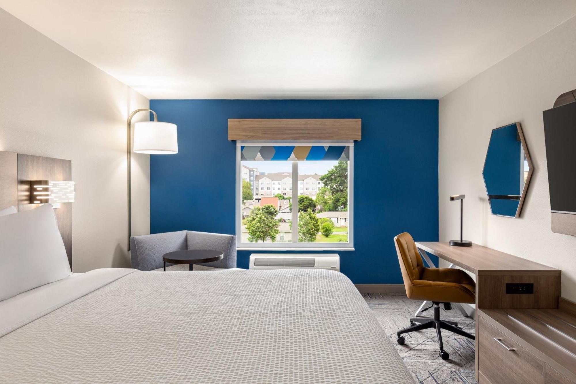 Holiday Inn Express & Suites - Tuscaloosa-University By Ihg Exterior foto
